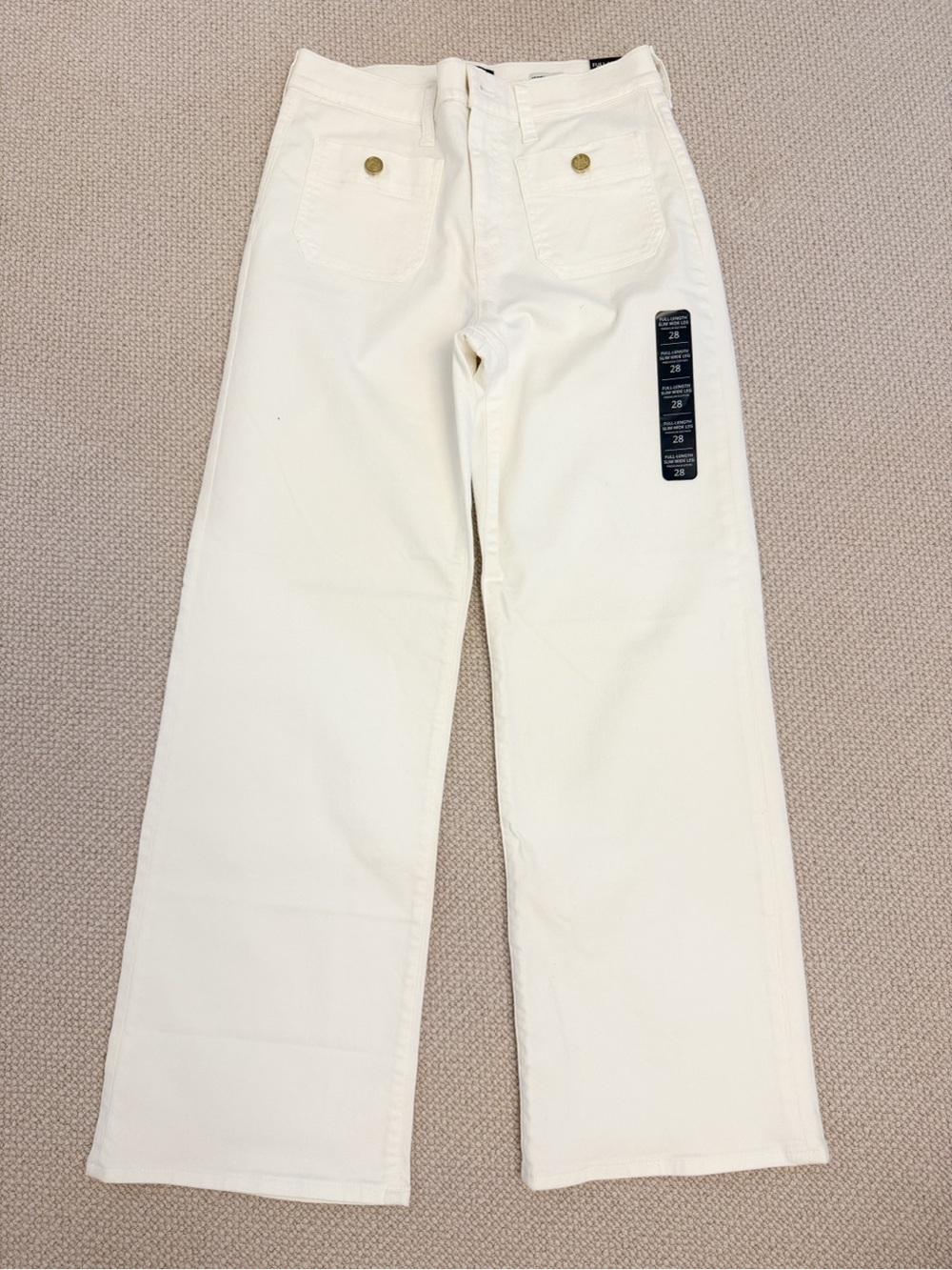 NWT Women’s High-Rise Wide-Leg Jeans in White. 28